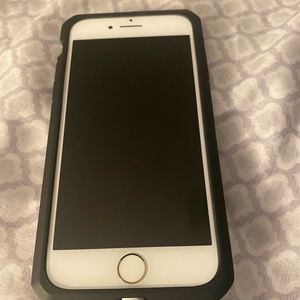 iPhone 7 32gb in white/gold